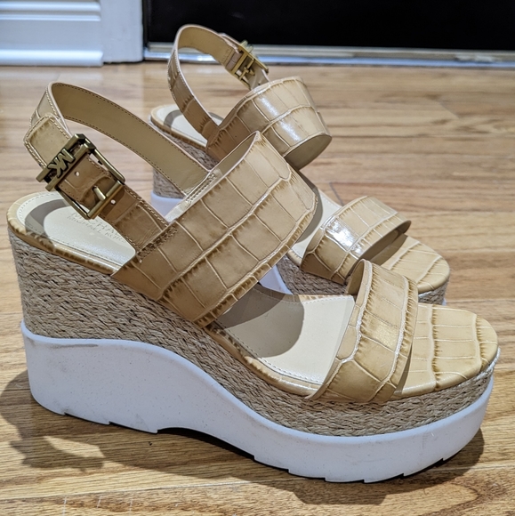 Michael Kors - Rhett Crocodile embossed leather wedge sandals - Picture 3 of 6